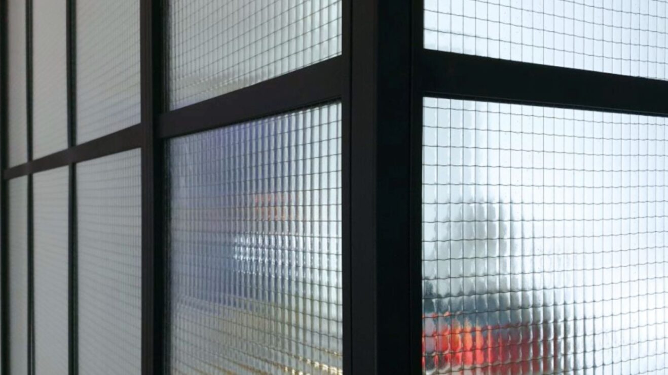 Баннер армированное стекло