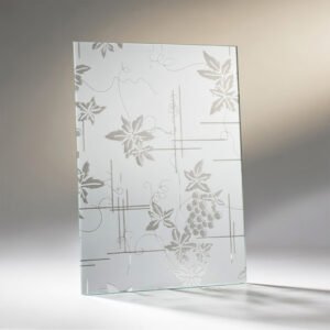 Стекло с рисунком узорчатое модель Виноград цвет бесцветное