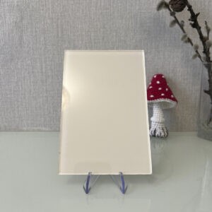 Фото стекло цветное бежевое Лакобель RAL 1013