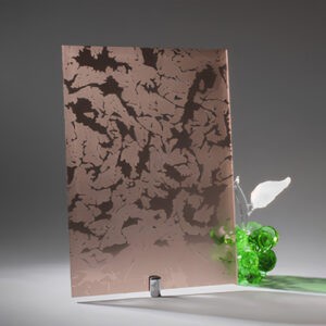 Фото стекло декоративное узорчатое модель Мираж цвет бронза