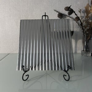 Фото стекло рифлёное Мору серое напыление 6 мм